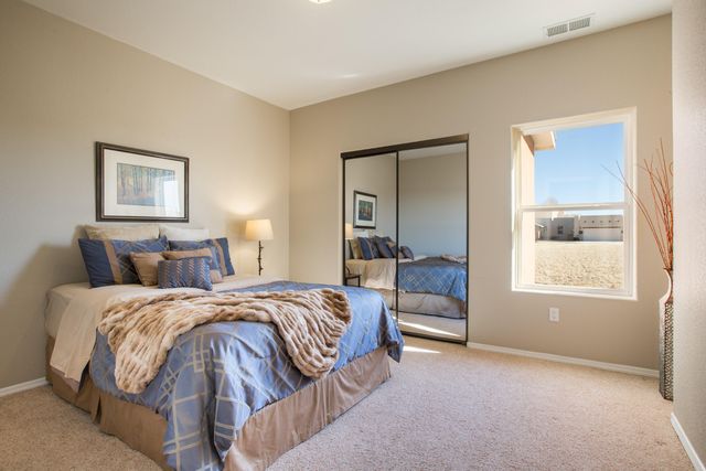 57 High Meadow Loop, Edgewood, NM 87015