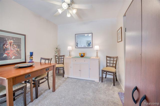 1850 Axtell Drive 2, Troy, MI 48084