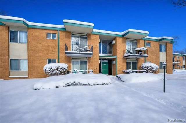 1850 Axtell Drive 2, Troy, MI 48084