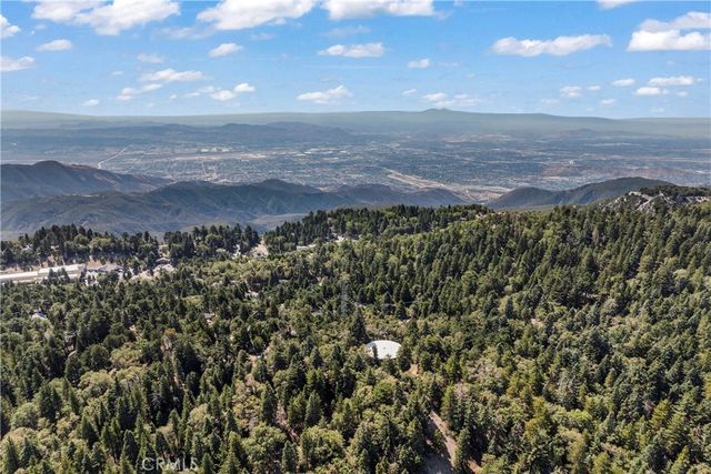 1139 Bear Springs Road, Rimforest, CA 92378