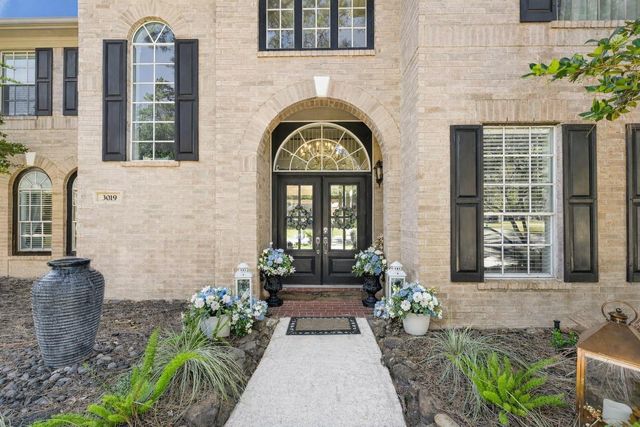 3019 Brook Shore Court, Houston, TX 77345