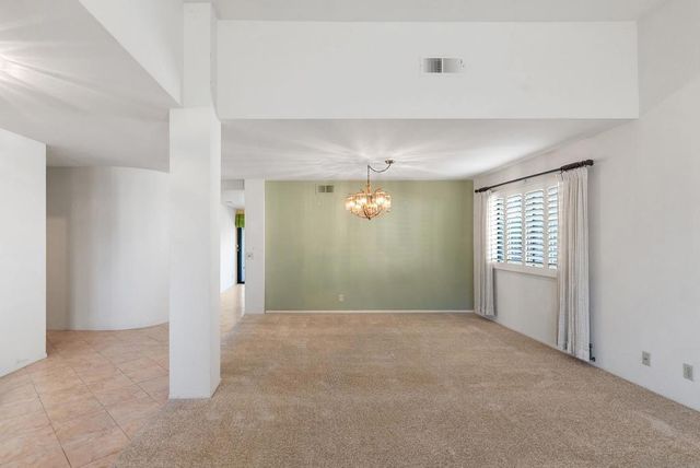 18228 Corte De Casares, San Diego, CA 92128