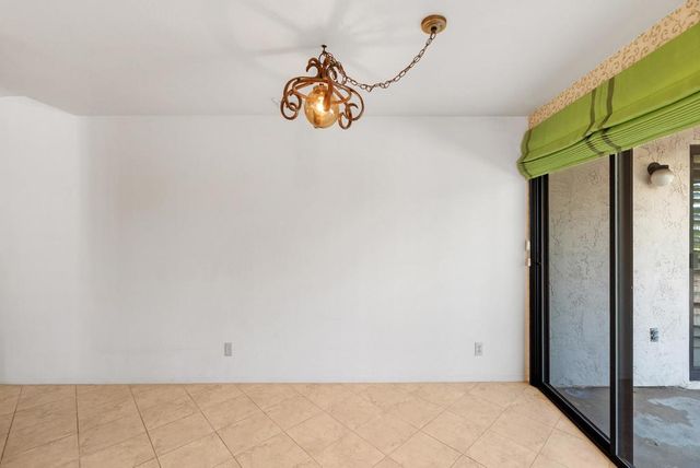 18228 Corte De Casares, San Diego, CA 92128