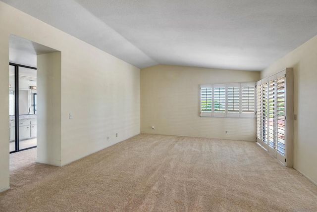 18228 Corte De Casares, San Diego, CA 92128