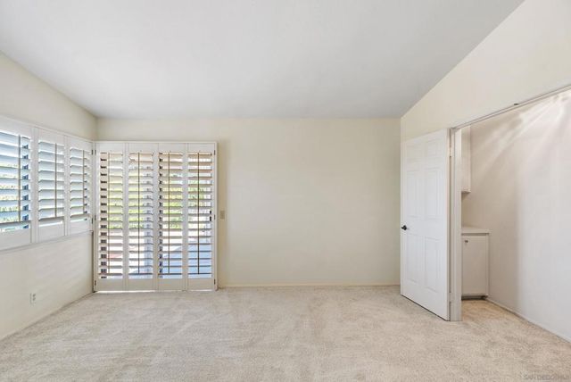 18228 Corte De Casares, San Diego, CA 92128