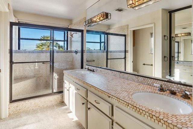 18228 Corte De Casares, San Diego, CA 92128