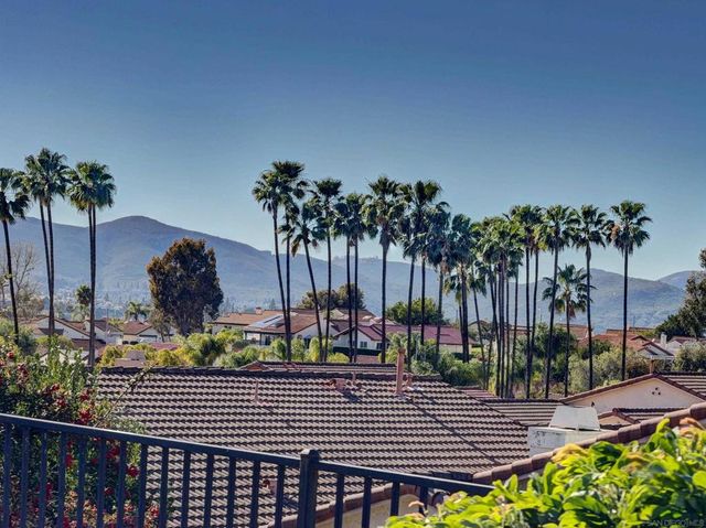 18228 Corte De Casares, San Diego, CA 92128