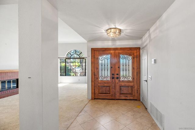 18228 Corte De Casares, San Diego, CA 92128