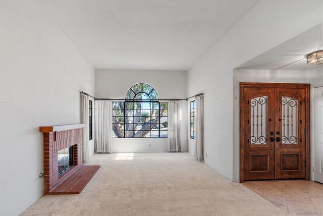 18228 Corte De Casares, San Diego, CA 92128