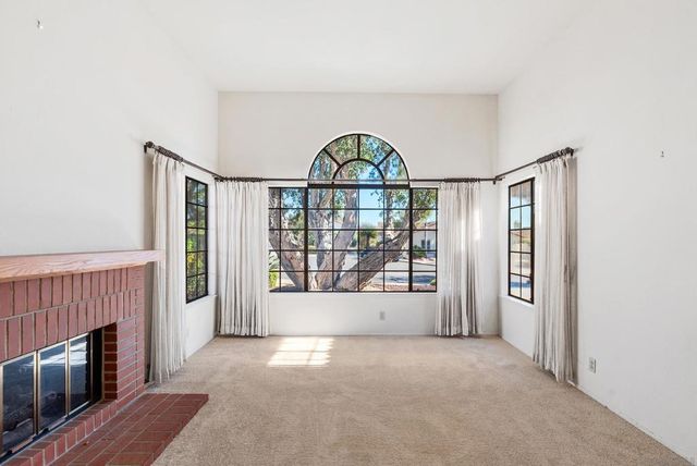 18228 Corte De Casares, San Diego, CA 92128