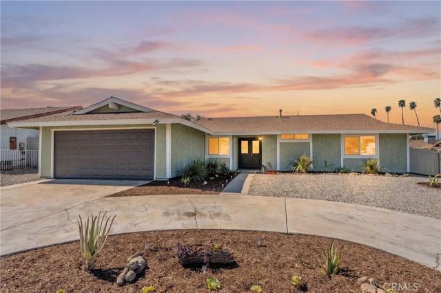 816 E Pioneer Ave, Redlands, CA 92374