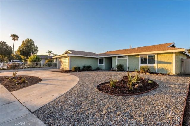 816 E Pioneer Ave, Redlands, CA 92374