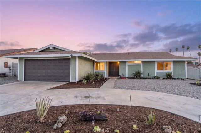 816 E Pioneer Ave, Redlands, CA 92374