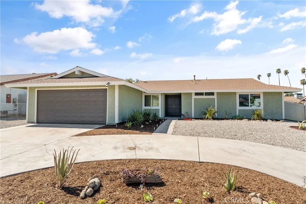 816 E Pioneer Ave, Redlands, CA 92374