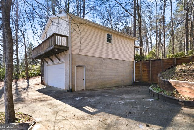 260 Brushy Creek Circle, Jackson, GA 30233