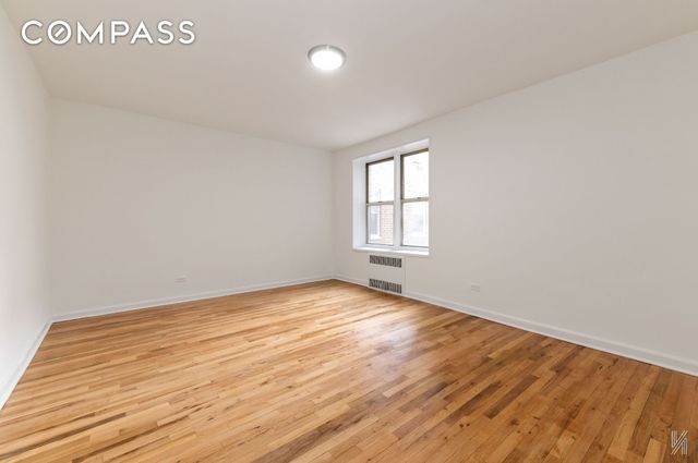 7910 34th Ave Apt 4U, New York City, NY 11372