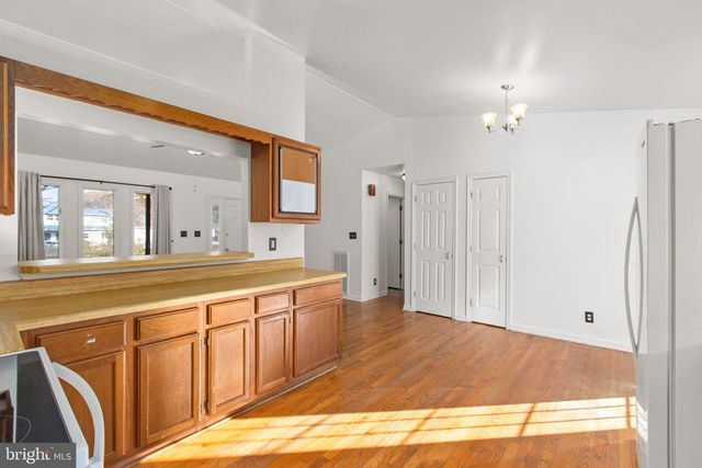 43 DALE DR, Colonial Beach, VA 22443