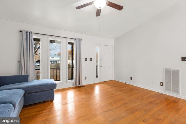 43 DALE DR, Colonial Beach, VA 22443