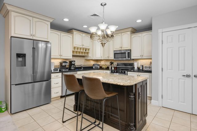 68 Center Street STE 13, Hyannis, MA 02601