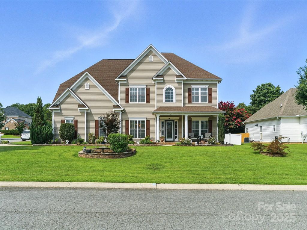 103 Doyle Farm Lane, Mooresville, NC 28115