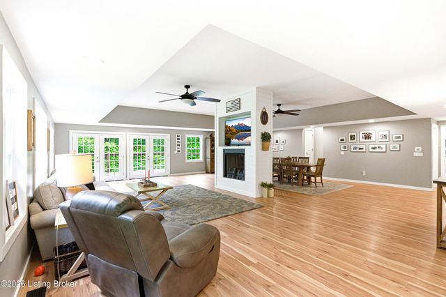343 Pipeline Rd, Elizabethtown, KY 42701