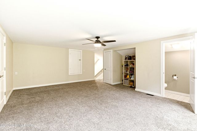 343 Pipeline Rd, Elizabethtown, KY 42701