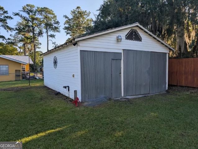 642 Crooked River Drive, Woodbine, GA 31569