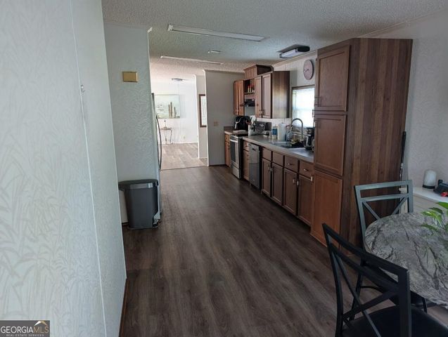 642 Crooked River Drive, Woodbine, GA 31569