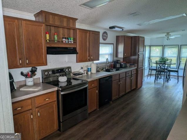 642 Crooked River Drive, Woodbine, GA 31569