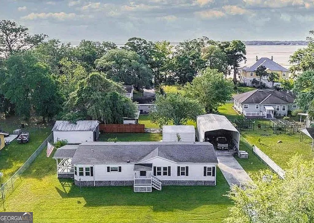 642 Crooked River Drive, Woodbine, GA 31569