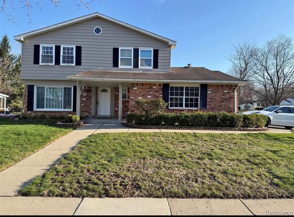 41757 Cherry Hill Road, Novi, MI 48375
