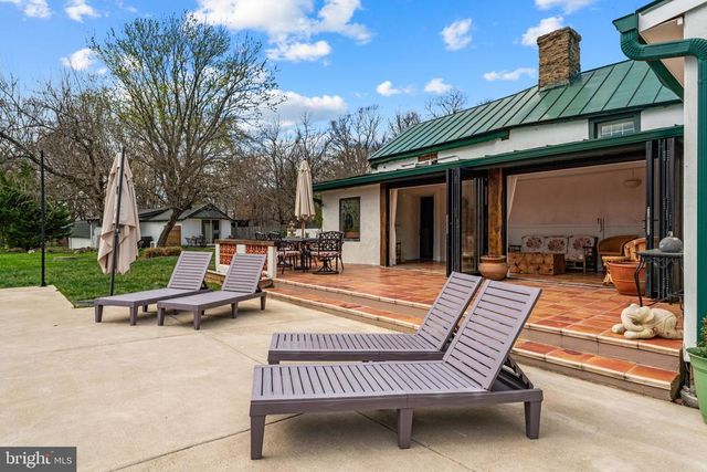 4094 WHITING RD, Marshall, VA 20115