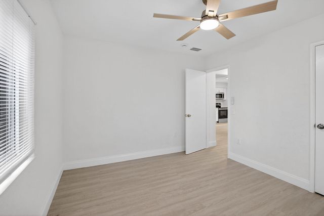 2515 Roosevelt Street, Hollywood, FL 33020