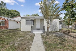 2515 Roosevelt Street, Hollywood, FL 33020