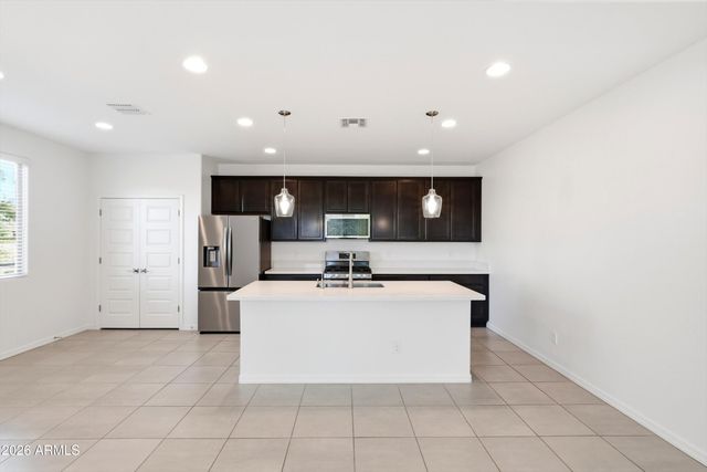 14084 W BRONCO Trail, Surprise, AZ 85387