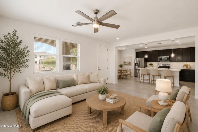 14084 W BRONCO Trail, Surprise, AZ 85387