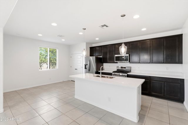 14084 W BRONCO Trail, Surprise, AZ 85387