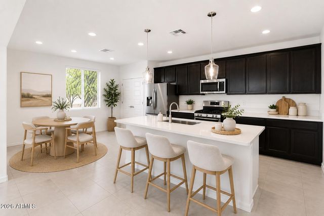 14084 W BRONCO Trail, Surprise, AZ 85387