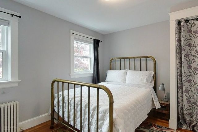 27 Vaughan Avenue, Newport, RI 02842