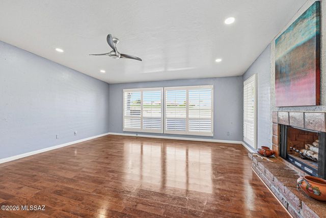 1121 N Abrego Drive, Green Valley, AZ 85614