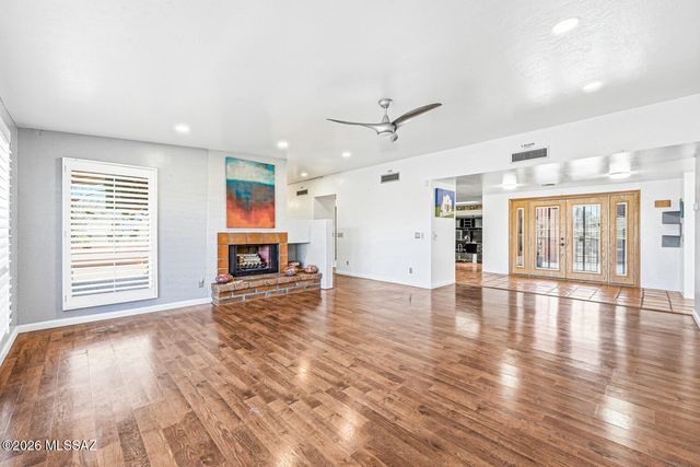 1121 N Abrego Drive, Green Valley, AZ 85614