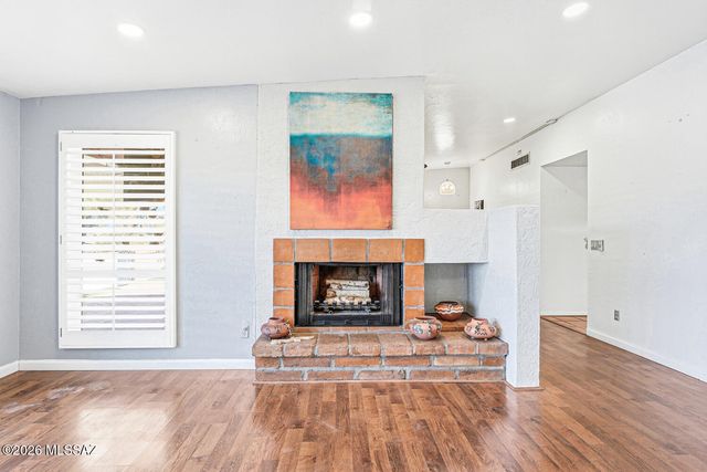 1121 N Abrego Drive, Green Valley, AZ 85614