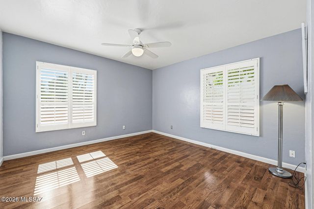 1121 N Abrego Drive, Green Valley, AZ 85614