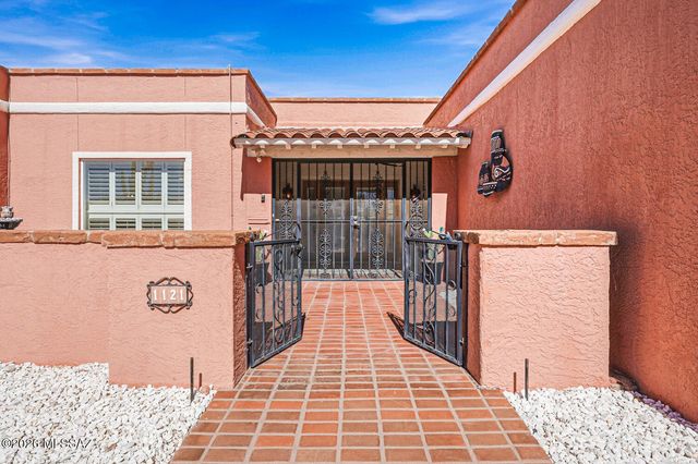 1121 N Abrego Drive, Green Valley, AZ 85614