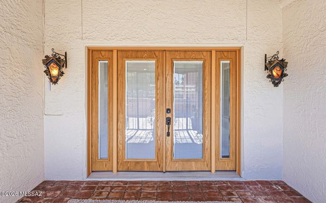 1121 N Abrego Drive, Green Valley, AZ 85614