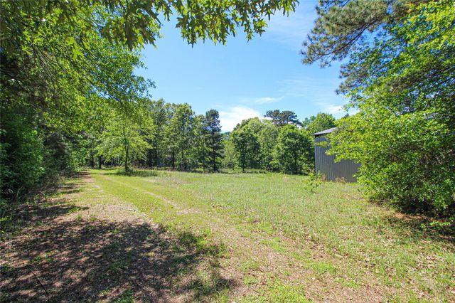 5855 Us Highway 190 W, Livingston, TX 77351