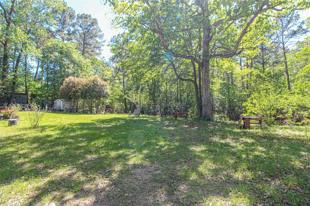 5855 Us Highway 190 W, Livingston, TX 77351