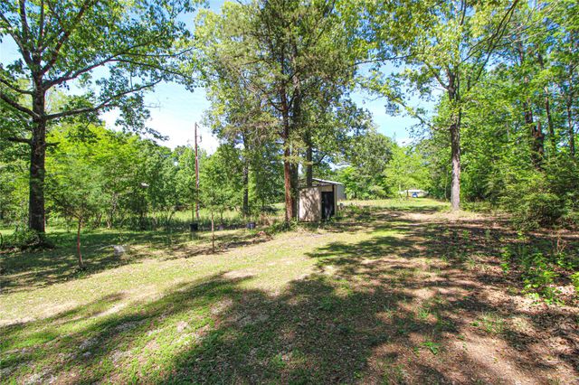 5855 Us Highway 190 W, Livingston, TX 77351