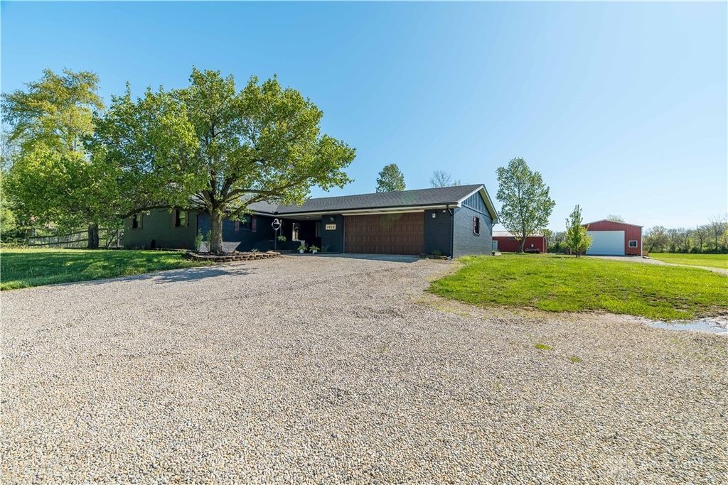 7820 Arlington Road, Brookville, OH 45309