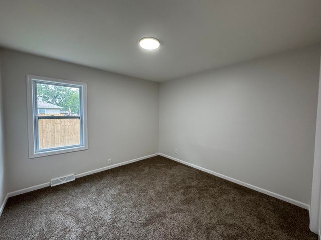 1427 Austin Avenue, Schererville, IN 46375